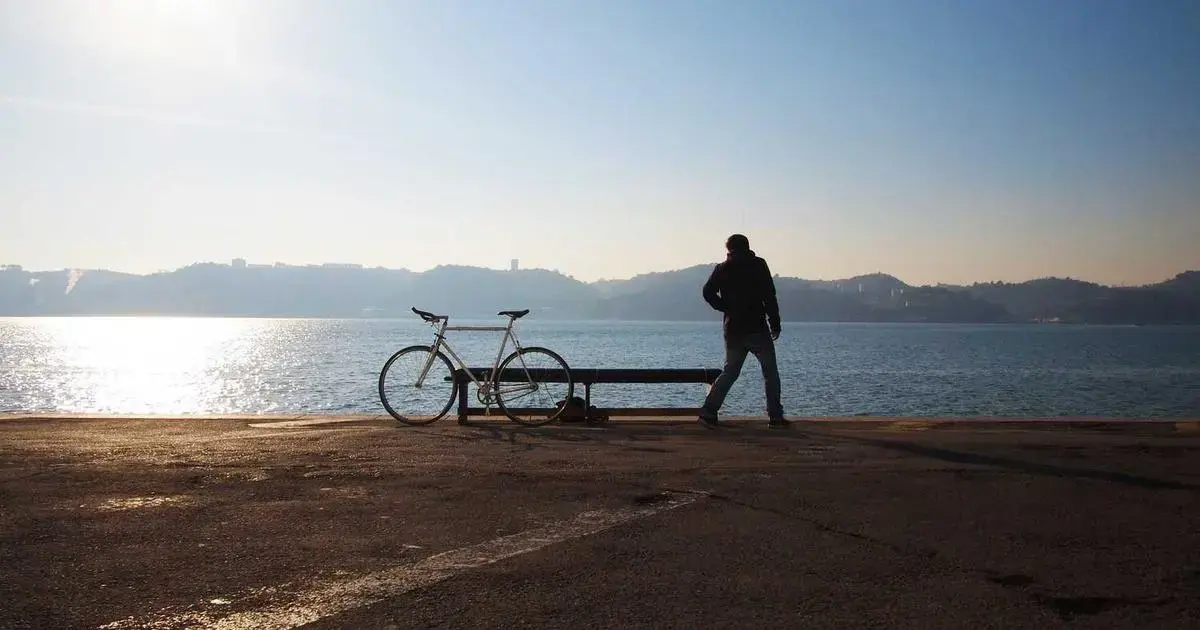 person filling USA visa DS-160 application form on computer screen